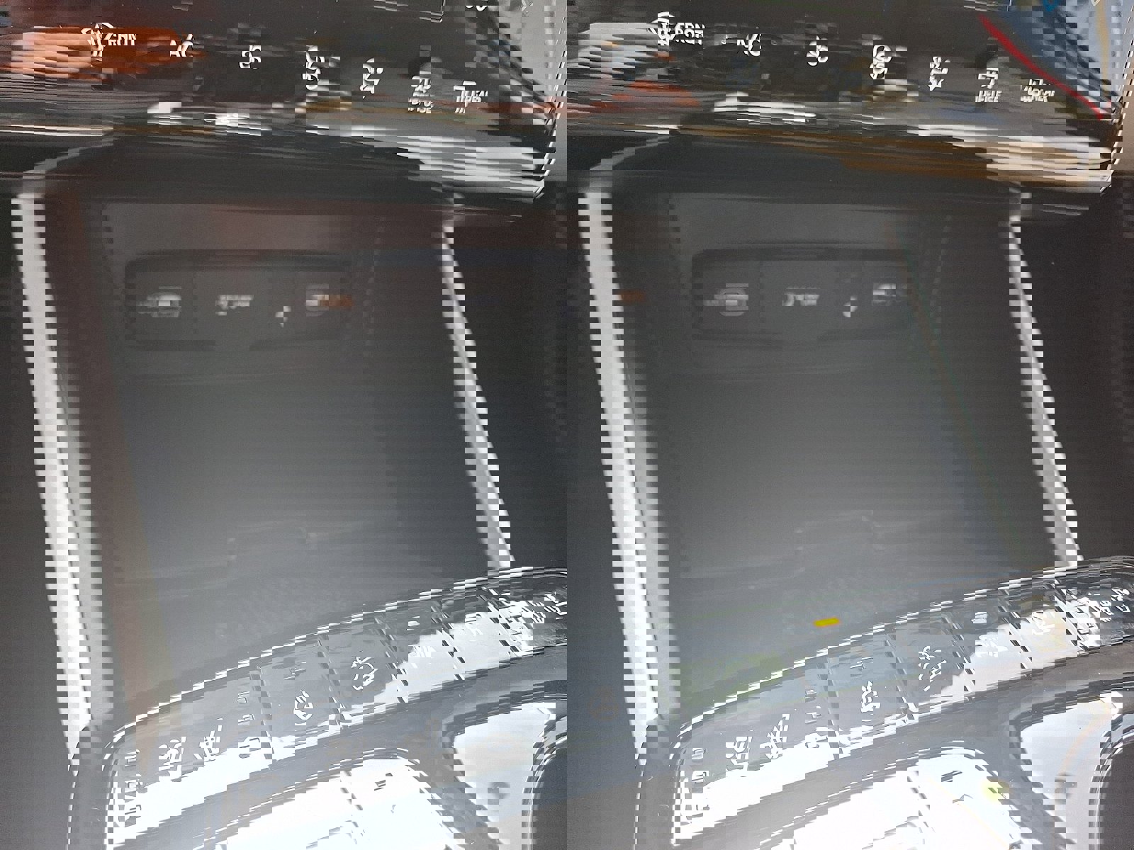 Certified 2023 Hyundai Tucson Limited AWD/4WD image 25