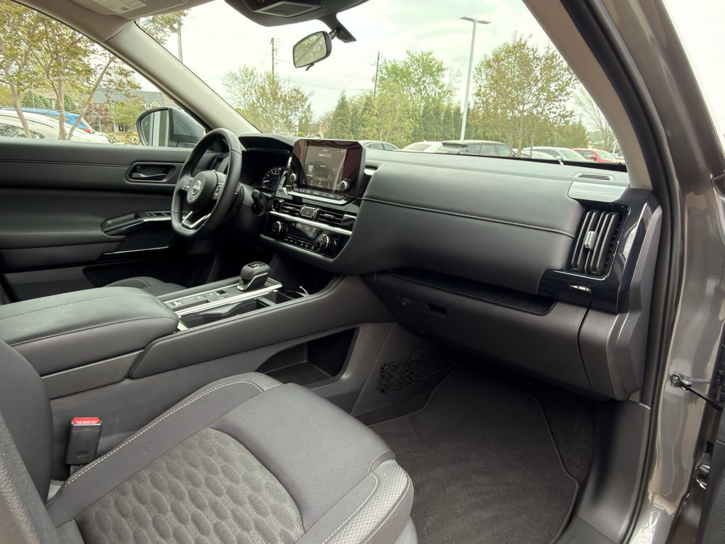 Certified 2025 Nissan Pathfinder SV w/ Cargo Package image 14