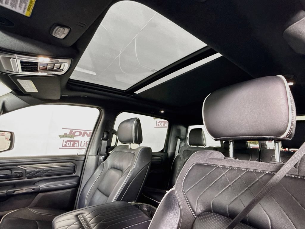 Used 2025 RAM 1500 Limited AWD/4WD image 12