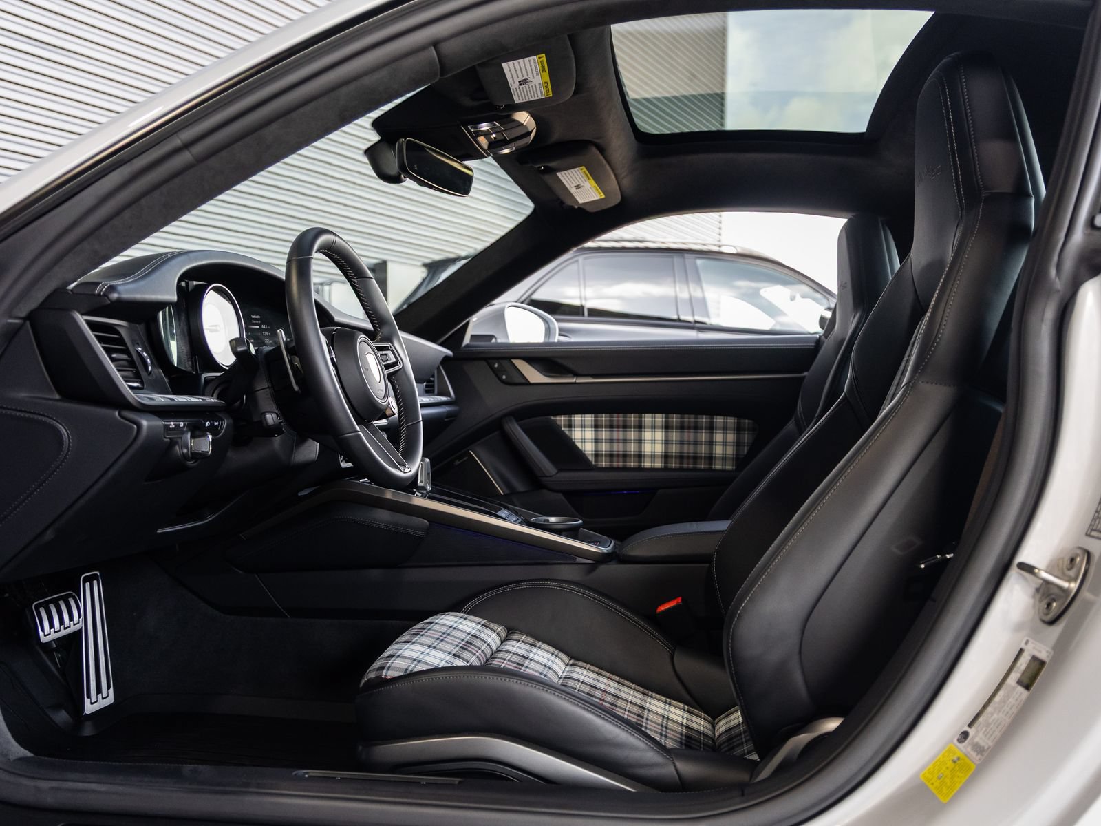 Certified 2025 Porsche 911 Turbo S AWD/4WD image 41
