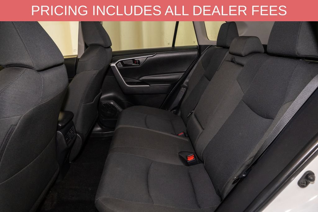Certified 2025 Toyota RAV4 LE AWD/4WD image 7