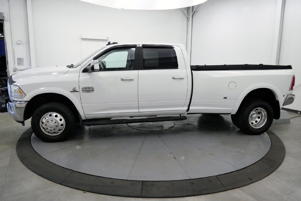 Used 2015 RAM 3500 Laramie Longhorn w/ Convenience Group AWD/4WD image 5