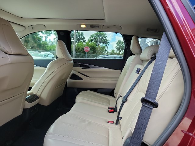 Used 2023 INFINITI QX60 Luxe w/ Cargo Package FWD image 13