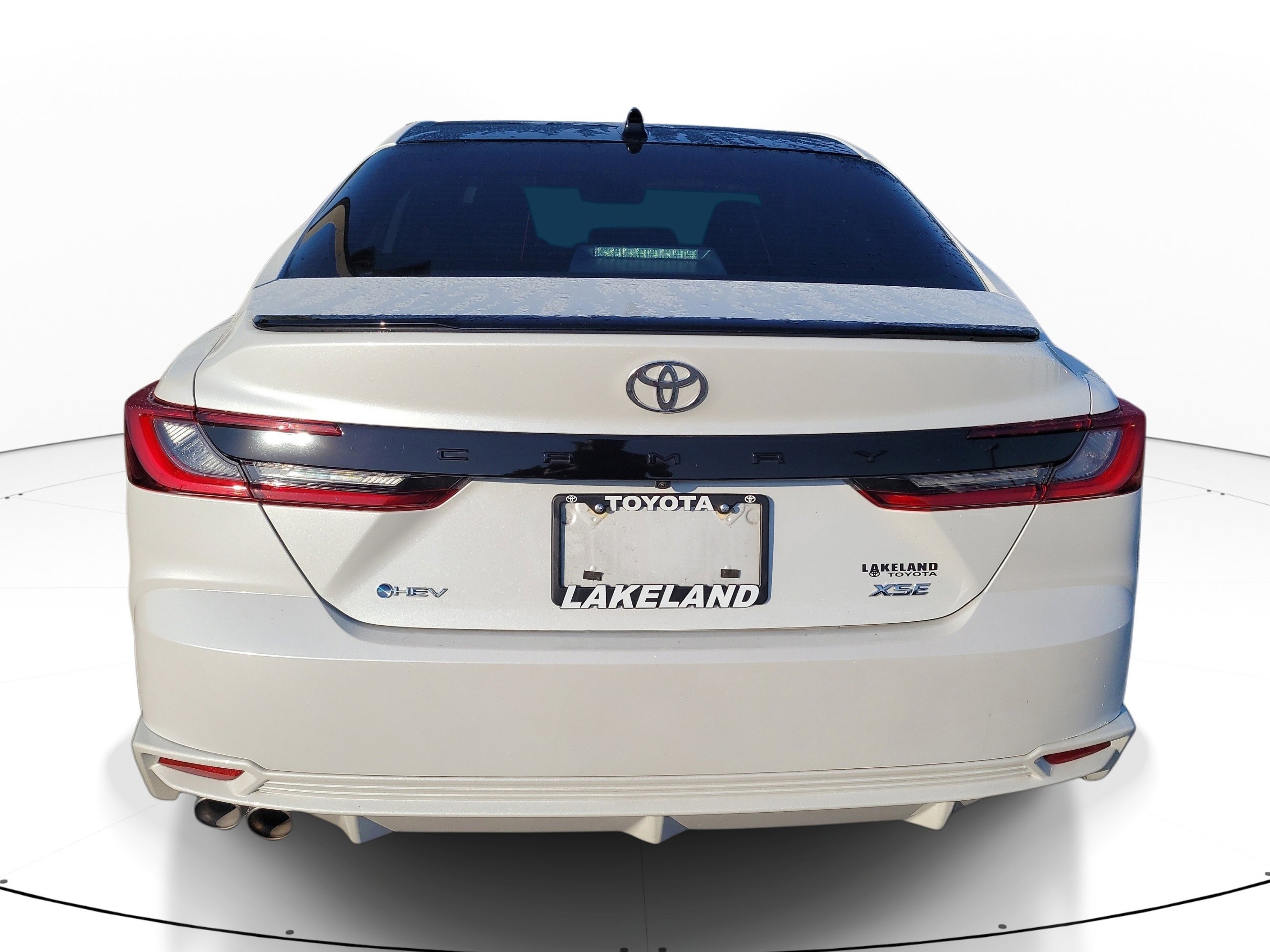 Used 2025 Toyota Camry XSE image 6