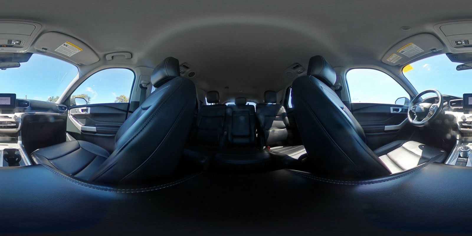 Used 2024 Ford Explorer XLT w/ Equipment Group 202A image 45