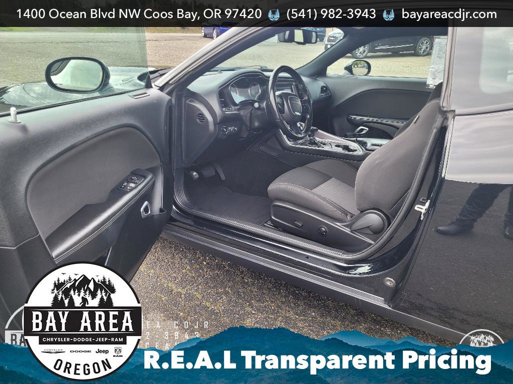 Used 2022 Dodge Challenger GT image 9