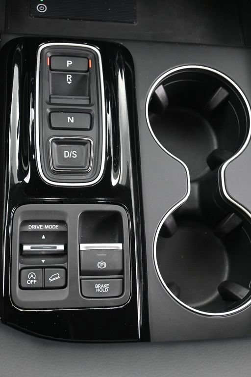 Certified 2025 Honda Pilot EX-L image 17
