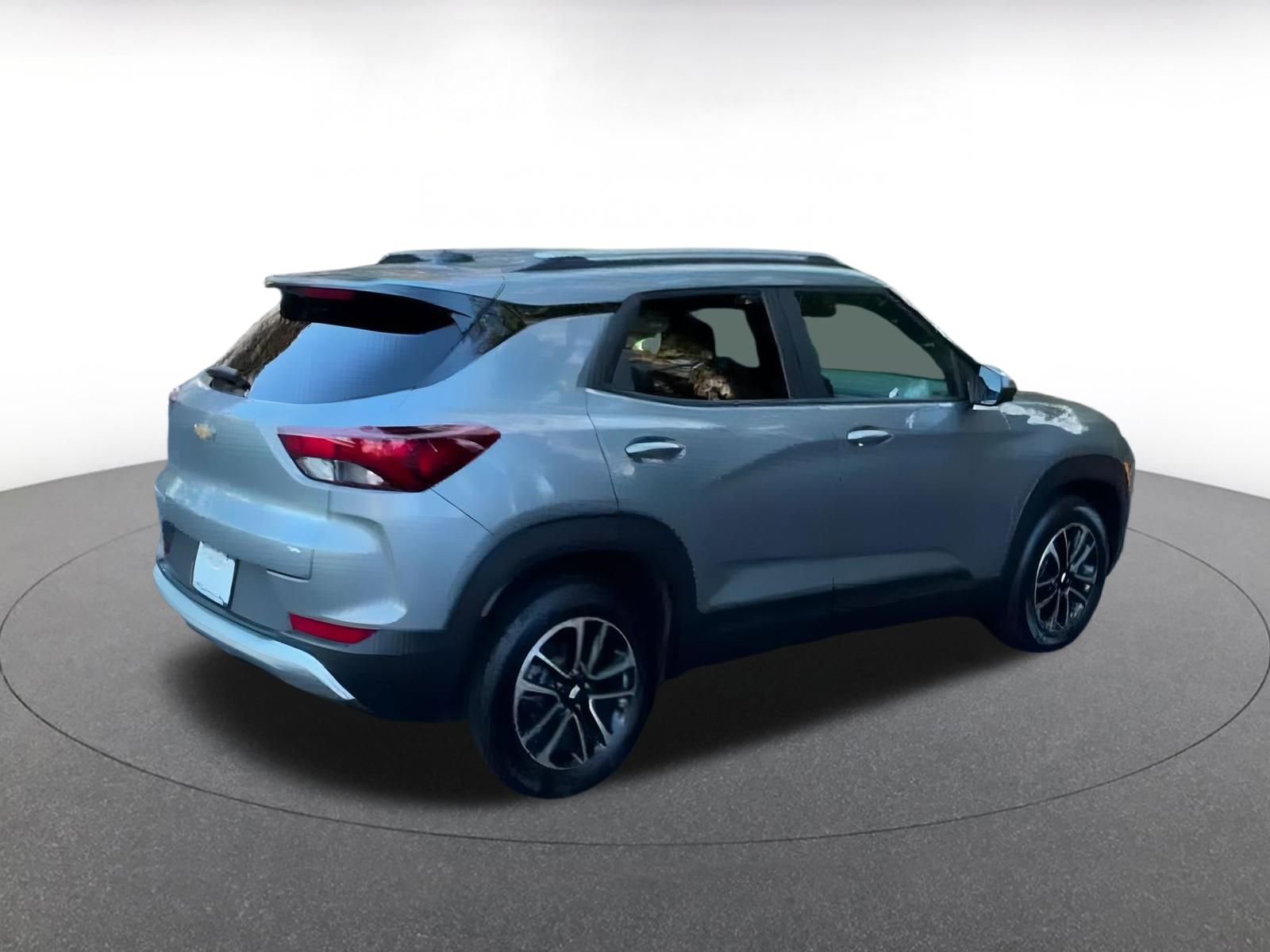 Used 2025 Chevrolet TrailBlazer LT image 15