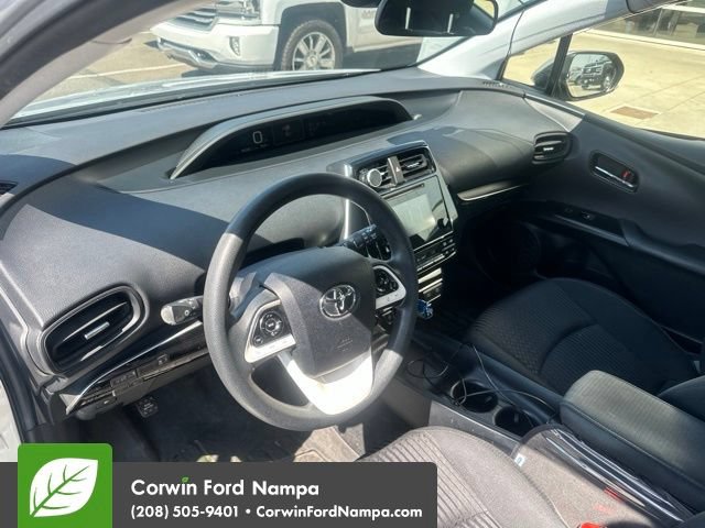 Used 2017 Toyota Prius Two w/ Carpet Mat Package FWD image 15