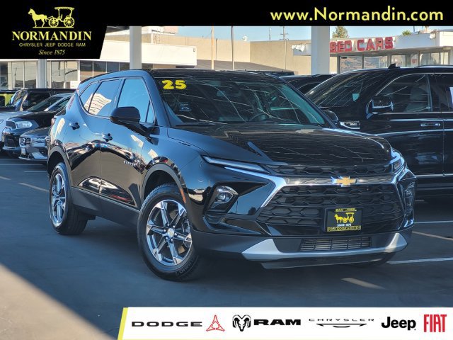 Used 2025 Chevrolet Blazer LT