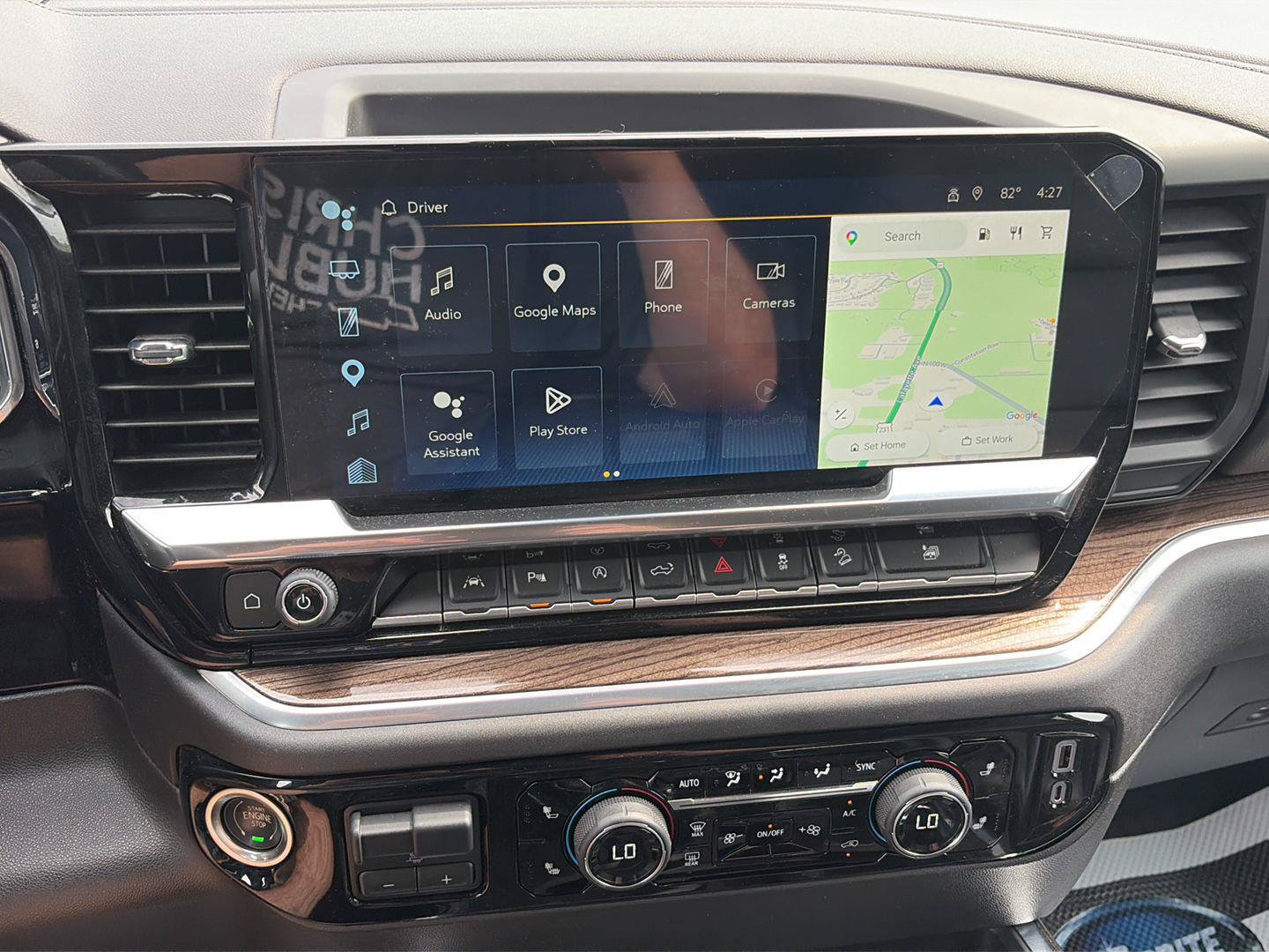Used 2022 Chevrolet Silverado 1500 LT Trail Boss w/ LT Trail Boss Premium Package AWD/4WD image 27