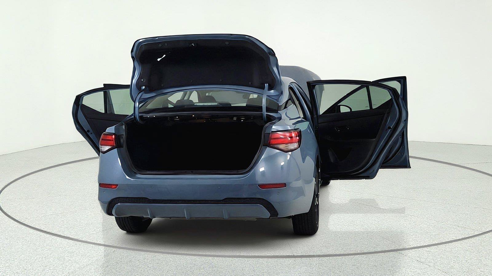 Used 2024 Nissan Sentra SV FWD image 13
