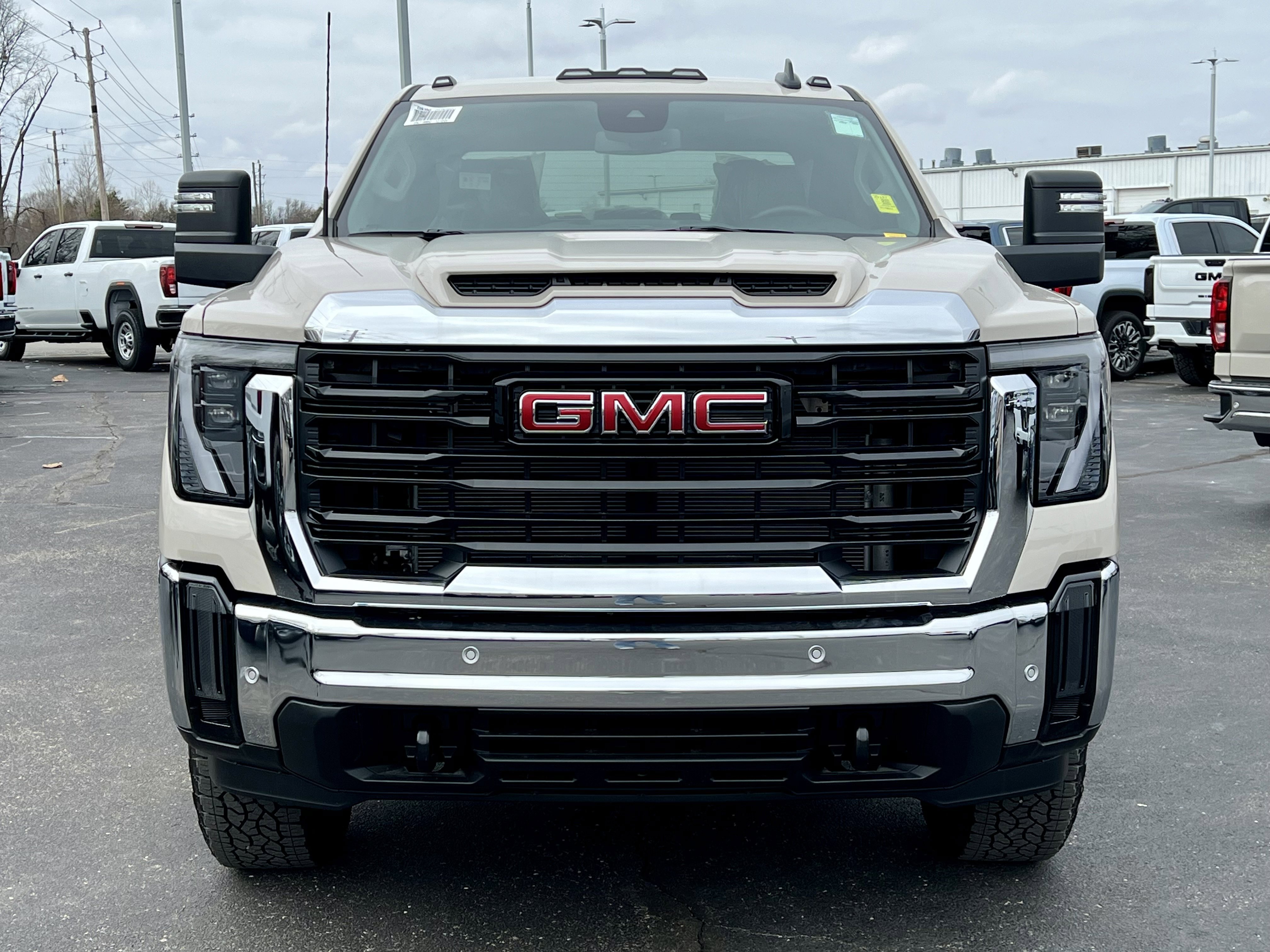 New 2026 GMC Sierra 2500 Pro w/ 1SA Pro Safety Plus Package AWD/4WD image 12