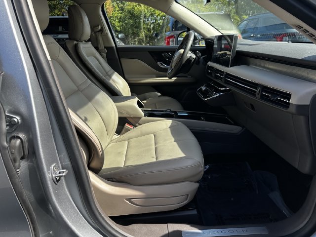 Certified 2023 Lincoln Corsair AWD w/ Equipment Group 101A image 34