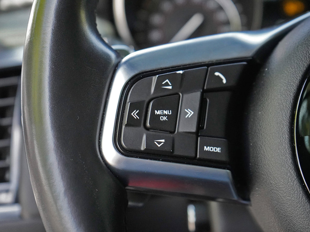 Used 2018 Jaguar F-TYPE Coupe RWD image 15