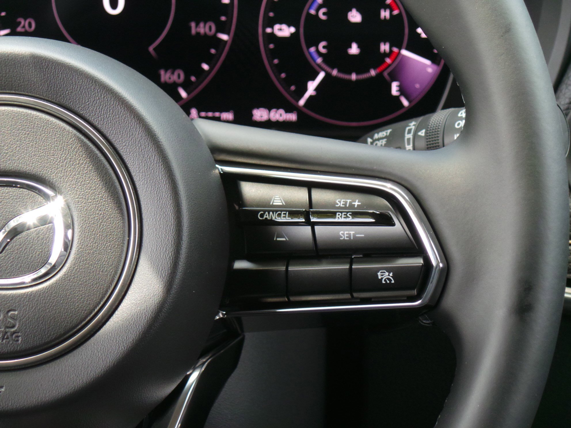 New 2025 MAZDA CX-90 Plug-In Hybrid w/ Preferred image 15