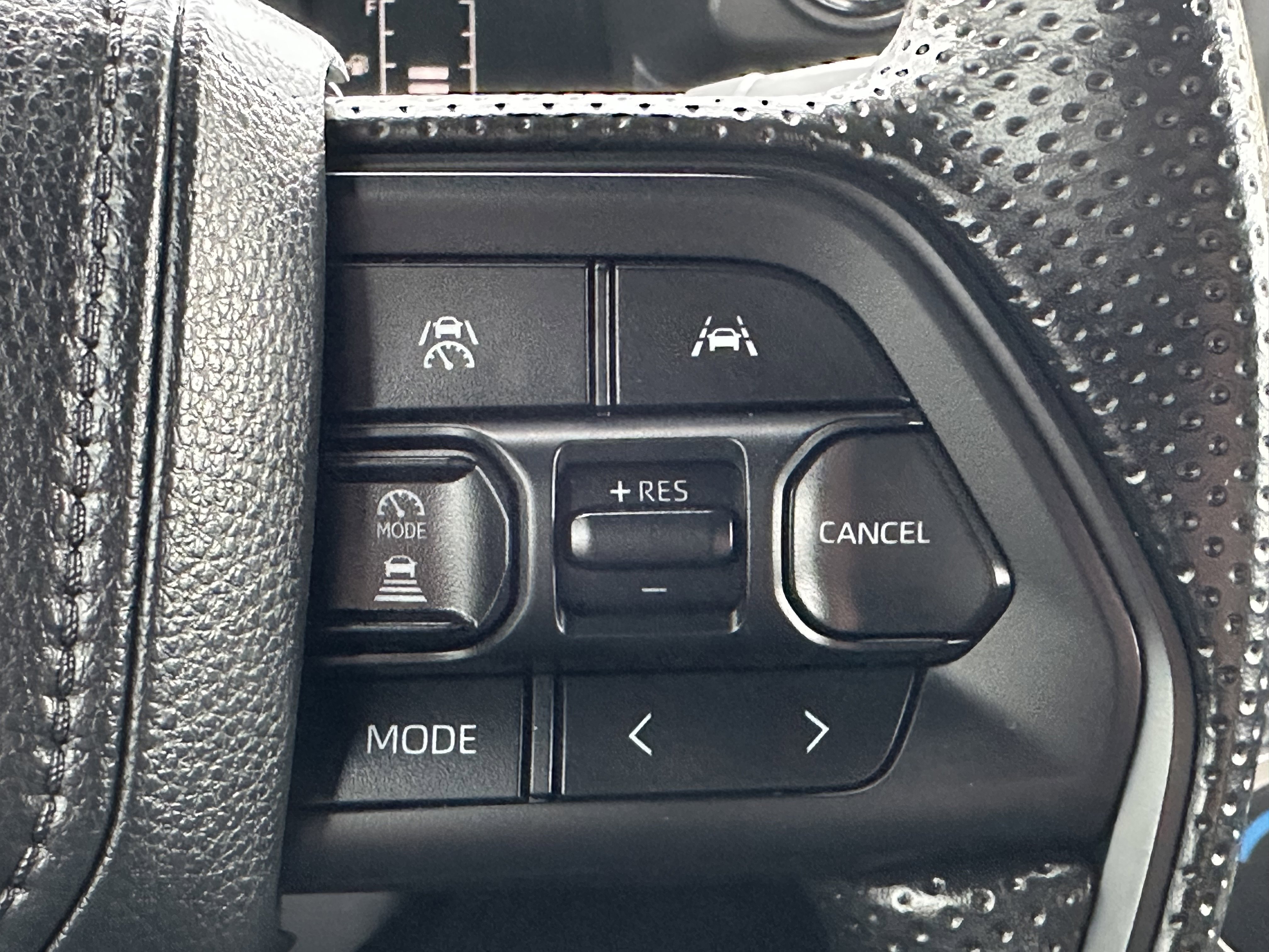 Used 2024 Toyota Tacoma SR5 image 41