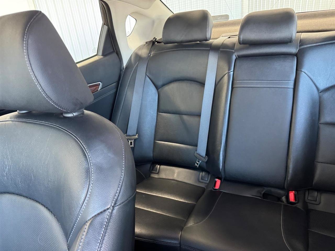 Used 2019 Kia Cadenza Premium FWD image 9