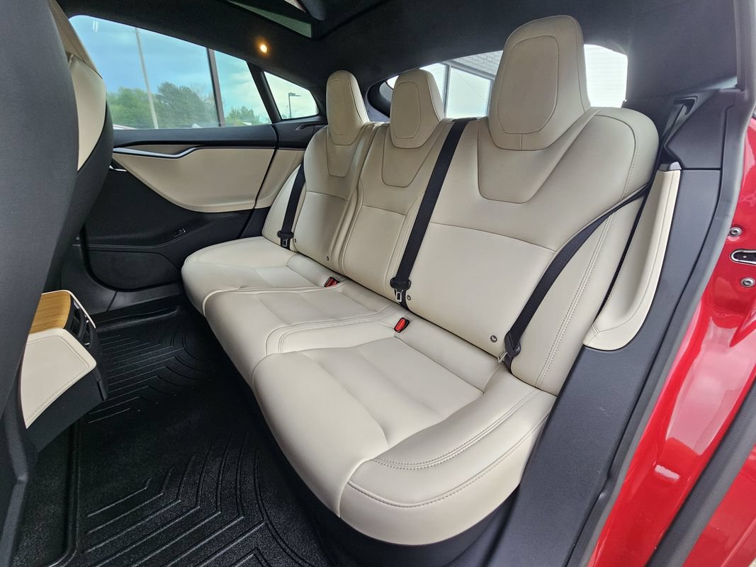 Used 2020 Tesla Model S Long Range Plus AWD/4WD image 18
