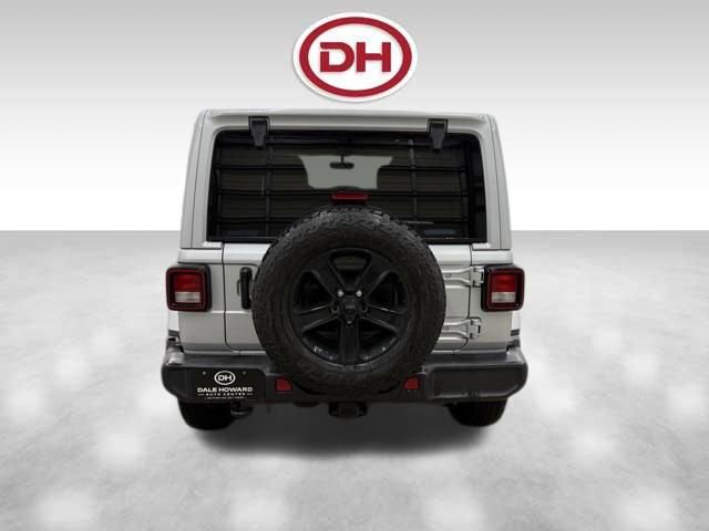 Used 2023 Jeep Wrangler Altitude image 12