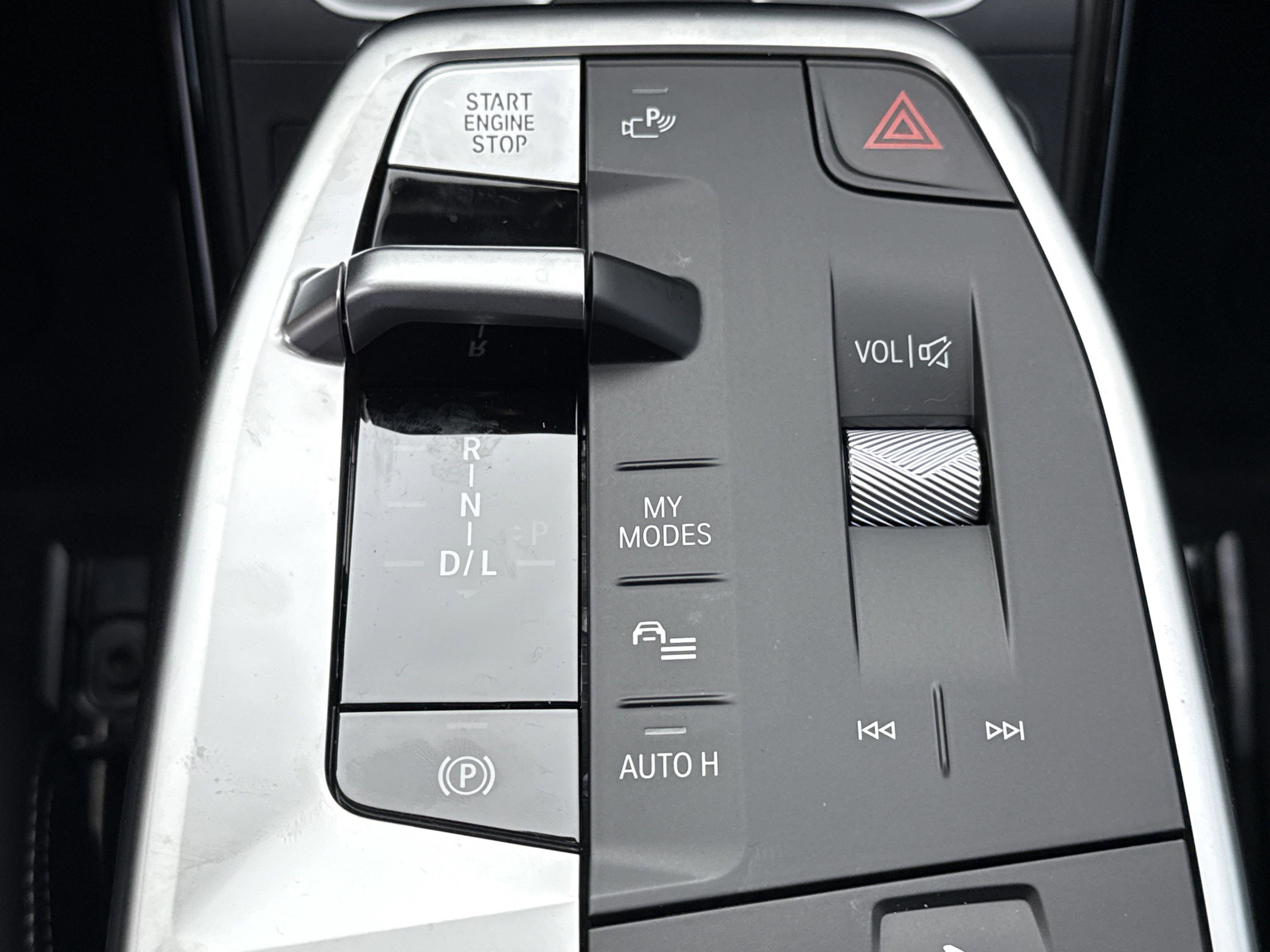 New 2025 BMW X1 xDrive28i w/ Convenience Package image 11