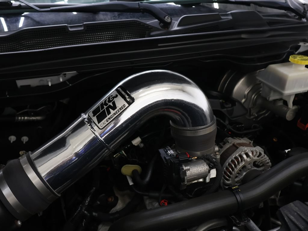 Used 2020 RAM 1500 Laramie w/ Sport Appearance Package AWD/4WD image 29