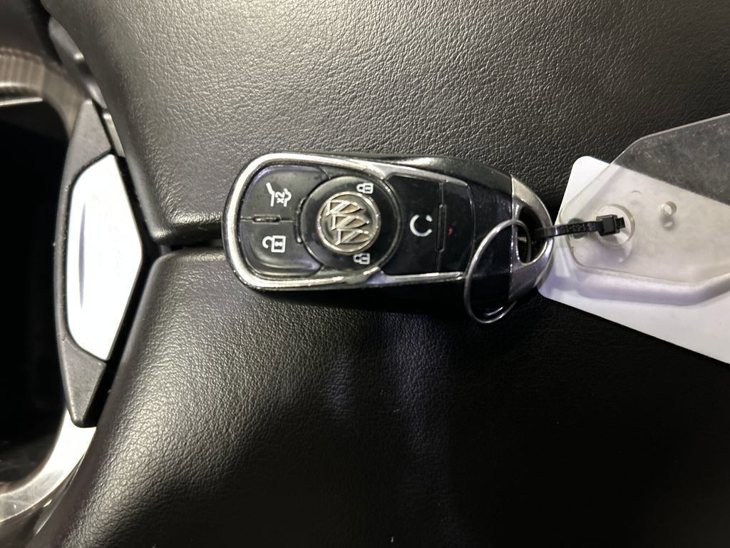 Used 2019 Buick Envision Essence image 22