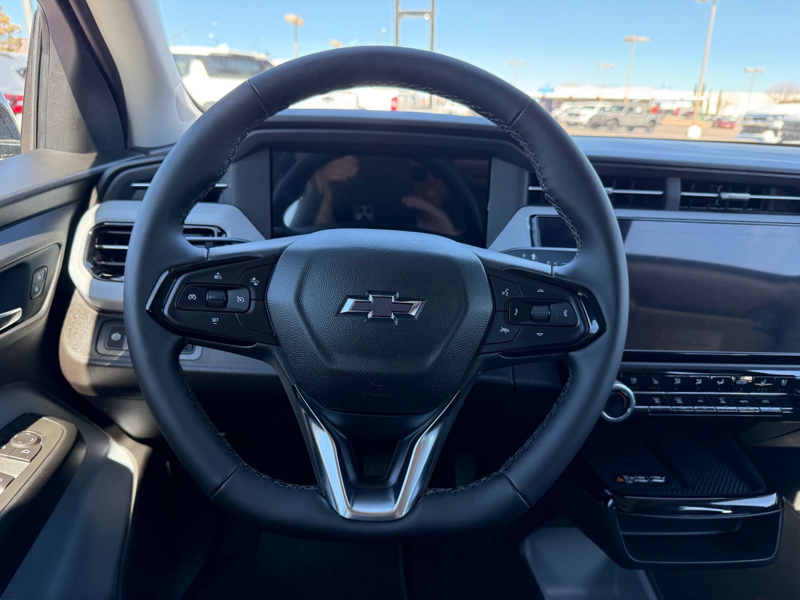 New 2027 Chevrolet Bolt RS w/ Technology Package FWD image 17