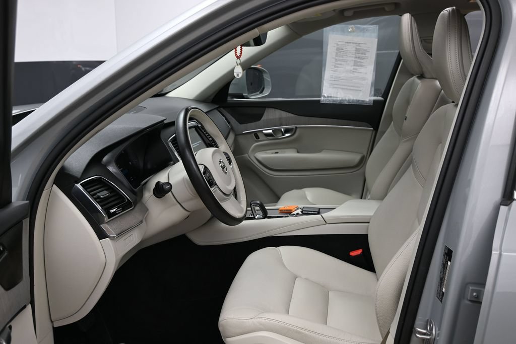 Used 2024 Volvo XC90 T8 Plus AWD/4WD image 18