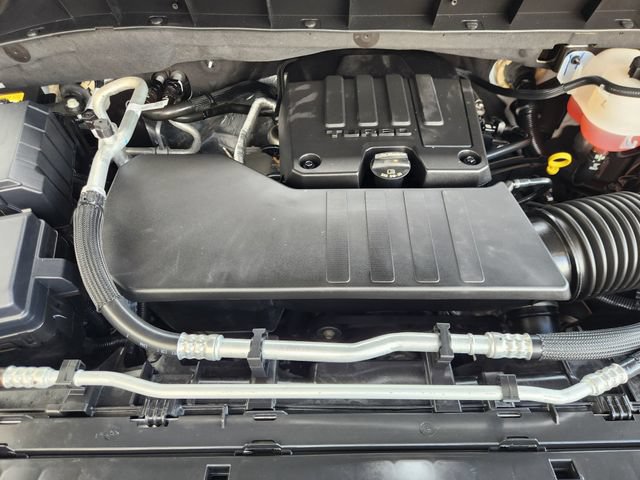 Used 2024 Chevrolet Silverado 1500 LT RWD image 33