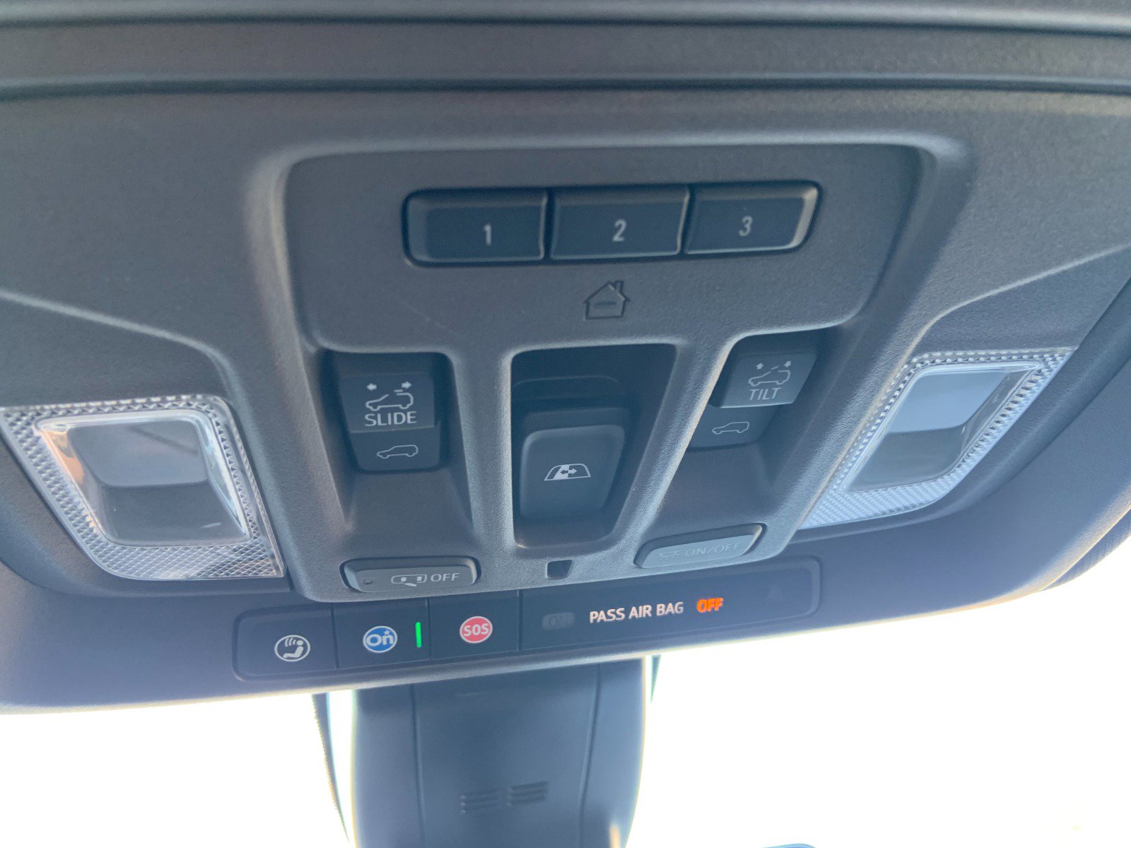 Certified 2021 GMC Sierra 3500 Denali w/ Denali Ultimate Package image 30