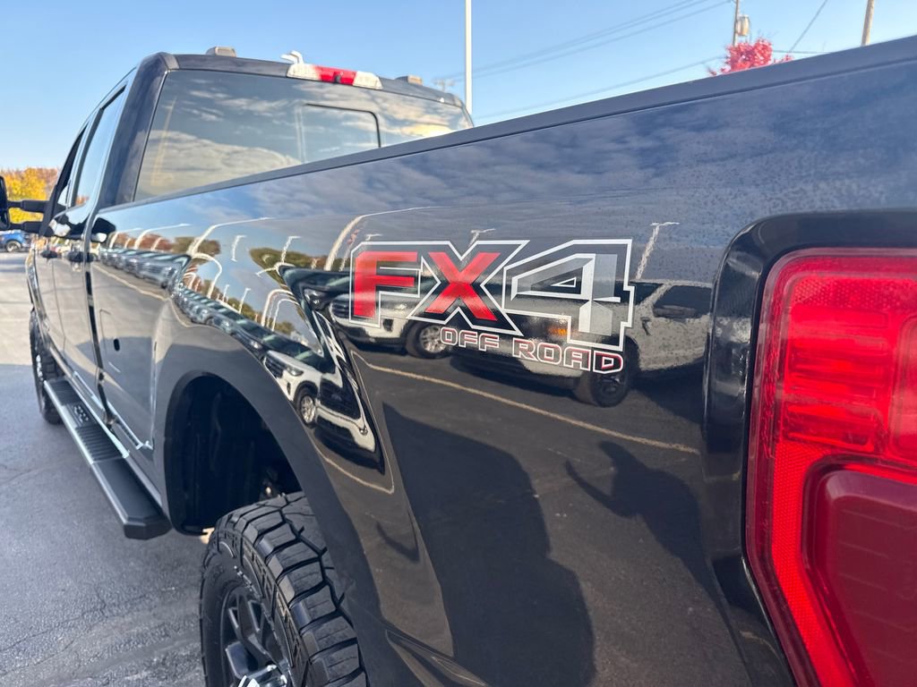 Used 2022 Ford F350 Lariat w/ Lariat Ultimate Package image 14