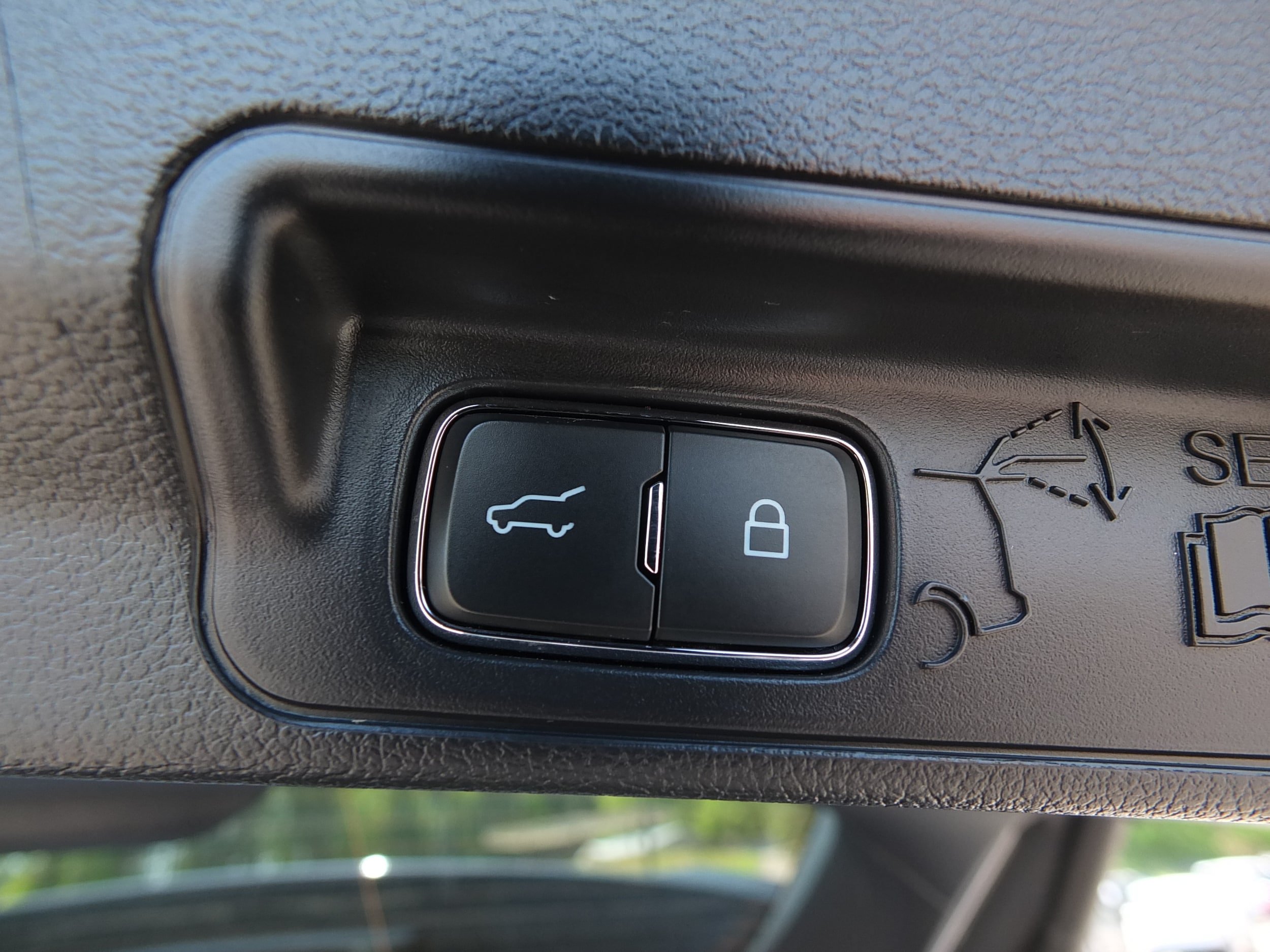 Used 2025 Ford Explorer ST-Line w/ Premium Package AWD/4WD image 18