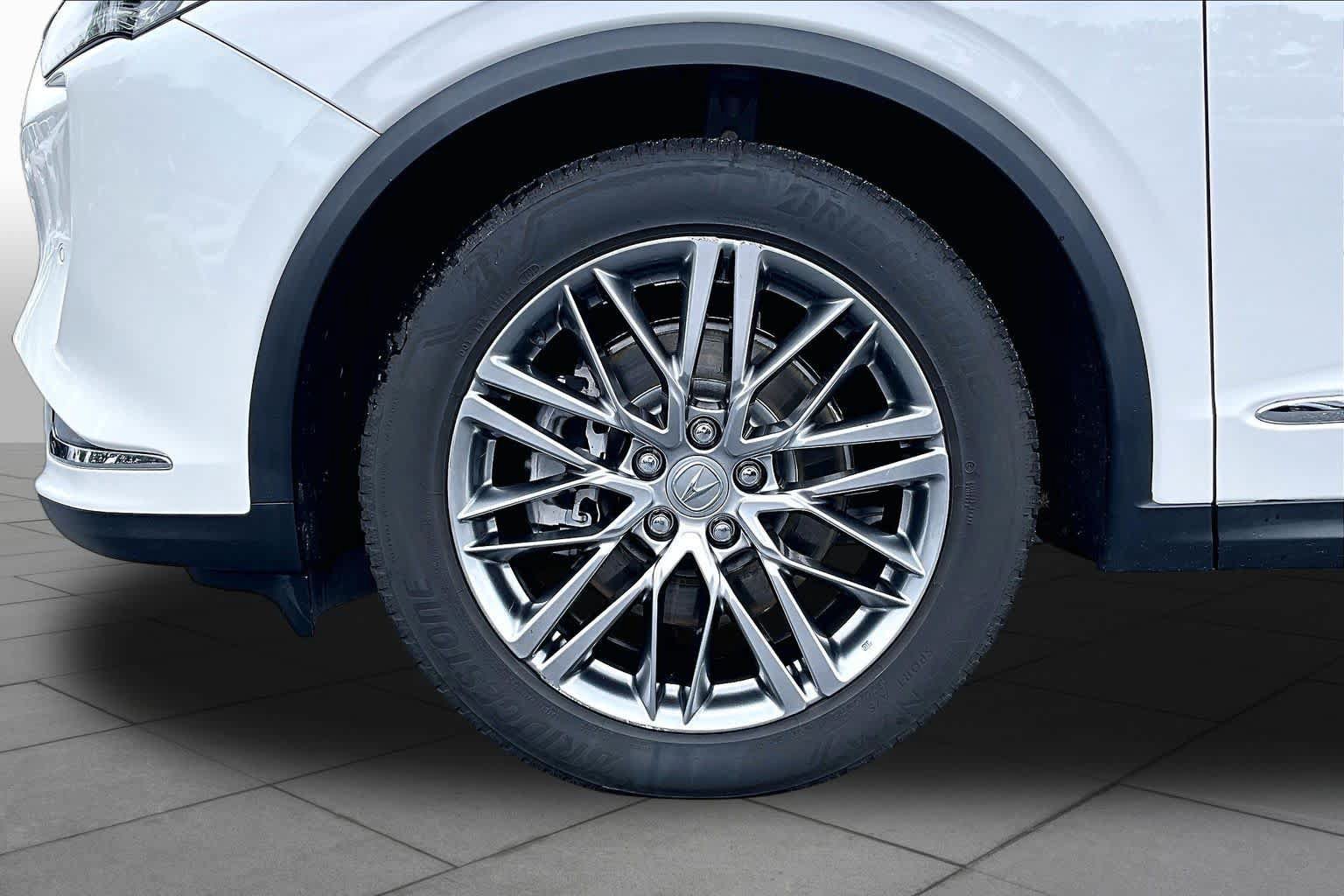 Used 2024 Acura MDX w/ Advance Package AWD/4WD image 11