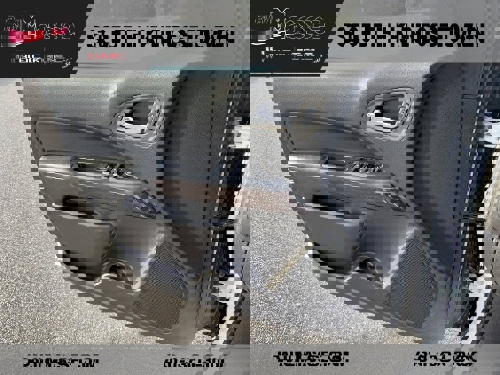 Certified 2022 GMC Canyon Elevation w/ Trailering Package image 12