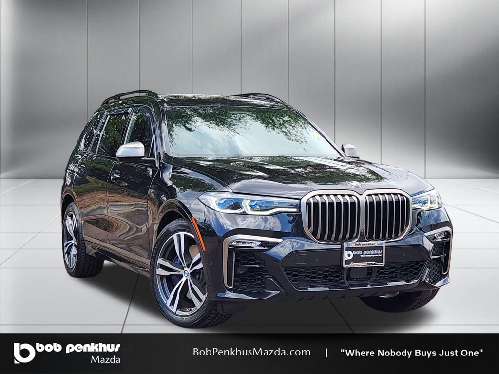 Used 2021 BMW X7 M50i w/ Dynamic Handling Package AWD/4WD image 1
