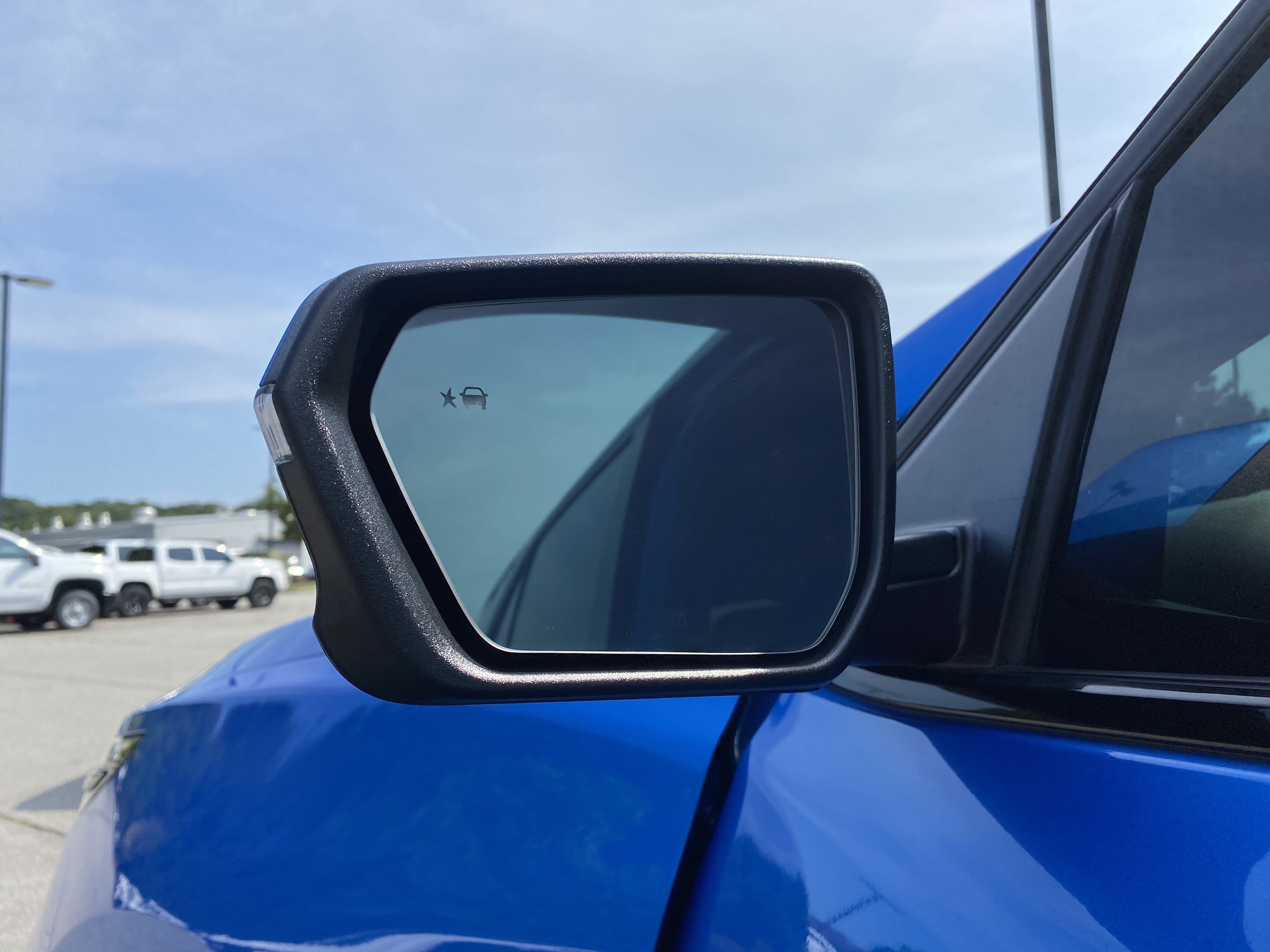 Used 2024 Chevrolet Equinox RS w/ RS Leather Package FWD image 39