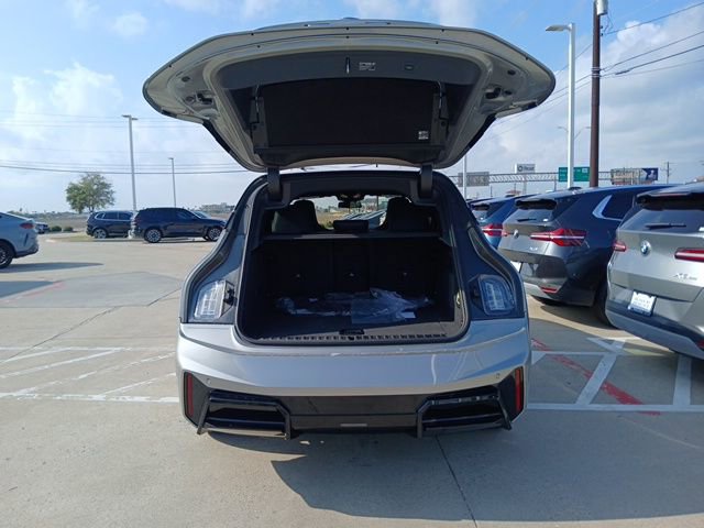 New 2026 BMW iX M70 image 9