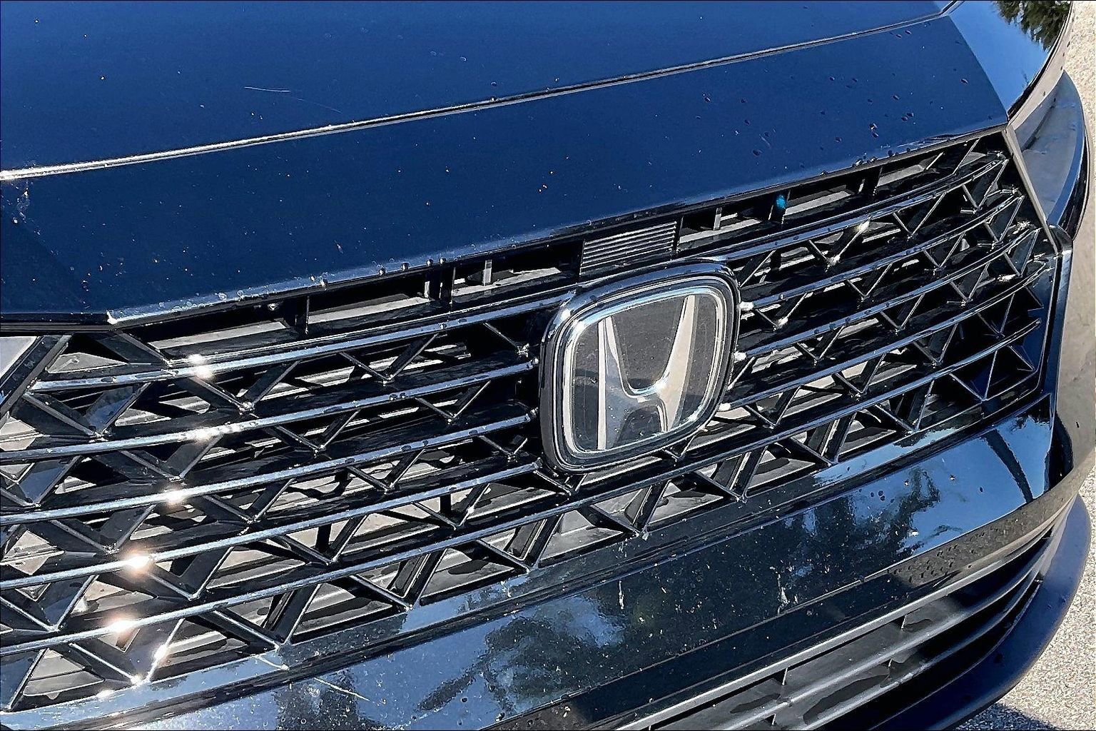 Used 2023 Honda Accord EX image 27