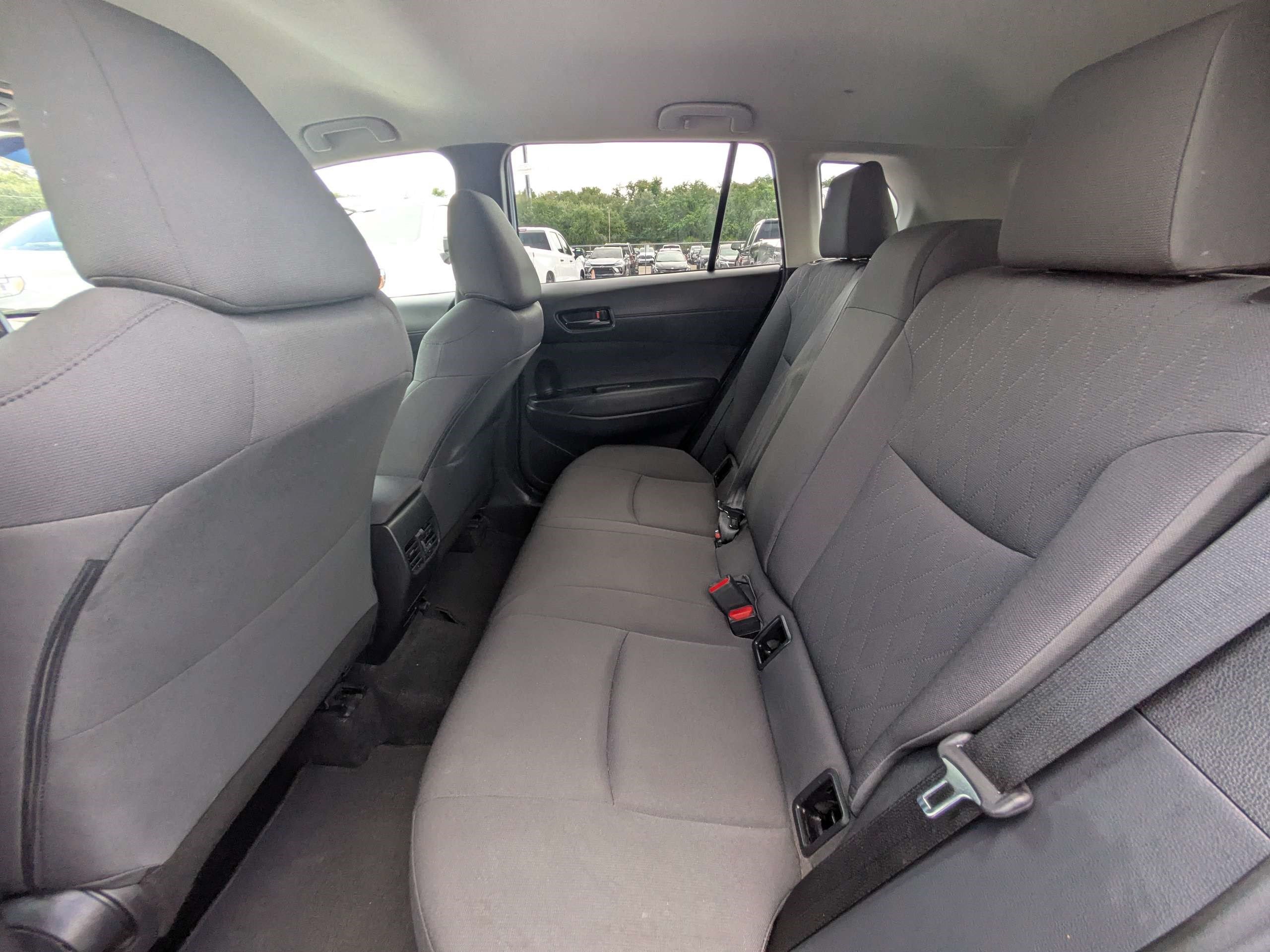 Used 2023 Toyota Corolla Cross LE FWD image 13