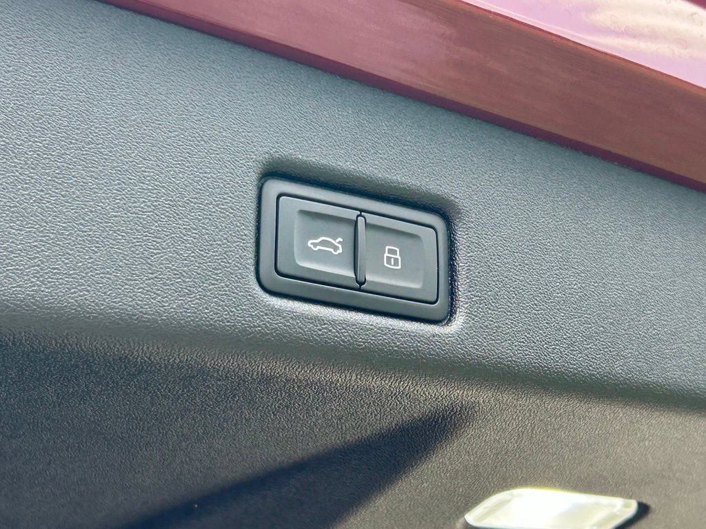 Certified 2025 Audi Q5 Prestige AWD/4WD image 43