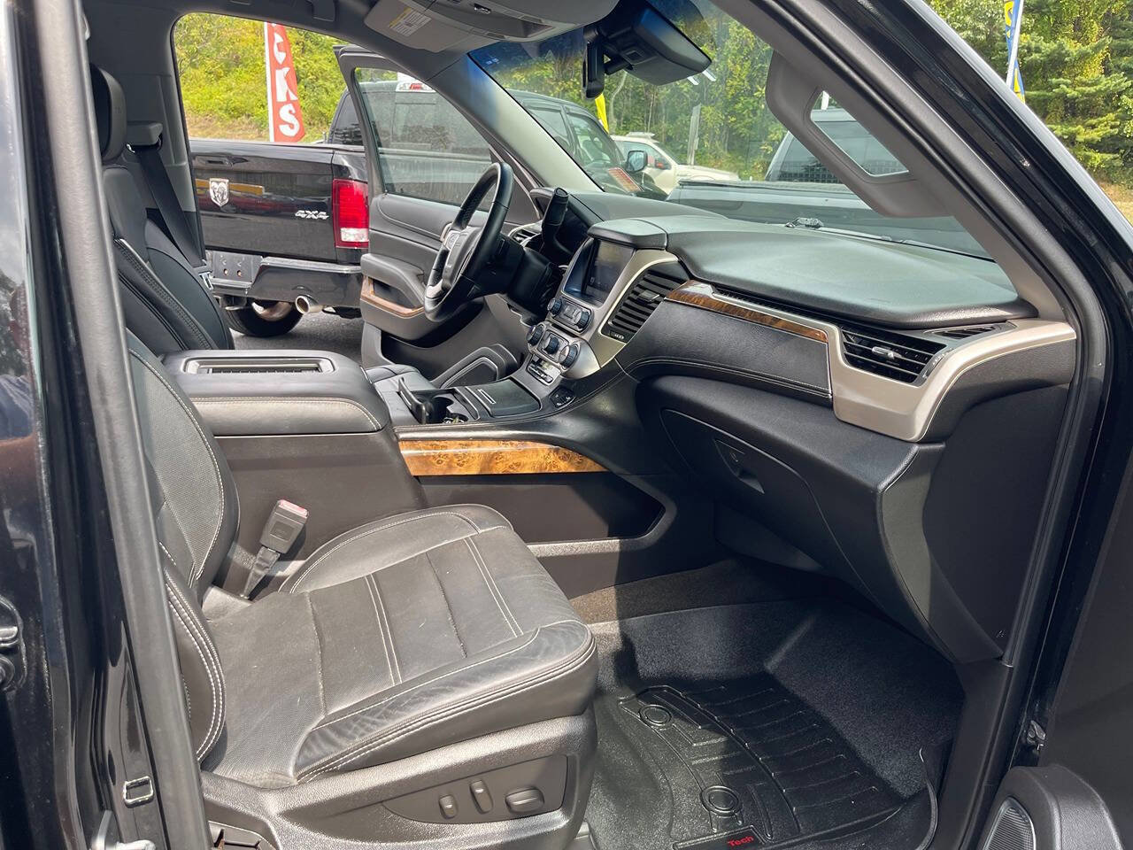 Used 2015 GMC Yukon XL Denali w/ Premium Package image 35