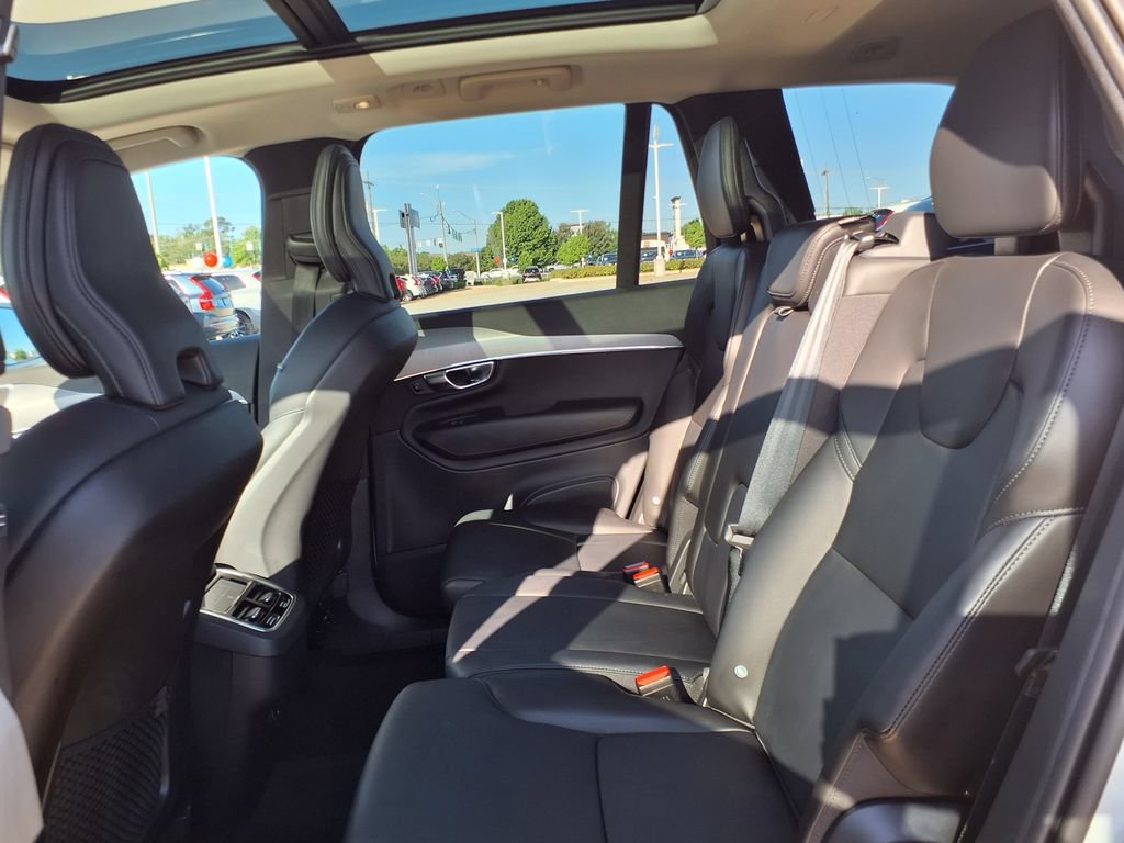 Certified 2025 Volvo XC90 B5 Core w/ Protection Package AWD/4WD image 19