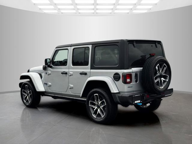 Used 2024 Jeep Wrangler Unlimited w/ Convenience Group image 5