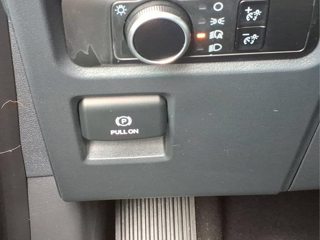Used 2024 Ford Expedition Max XLT RWD image 20