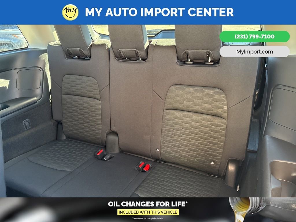 Used 2024 Nissan Pathfinder SV image 28