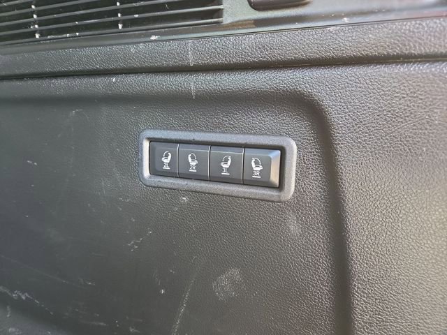 Used 2024 Jeep Wagoneer L Series III w/ Flexible Seating Group image 34