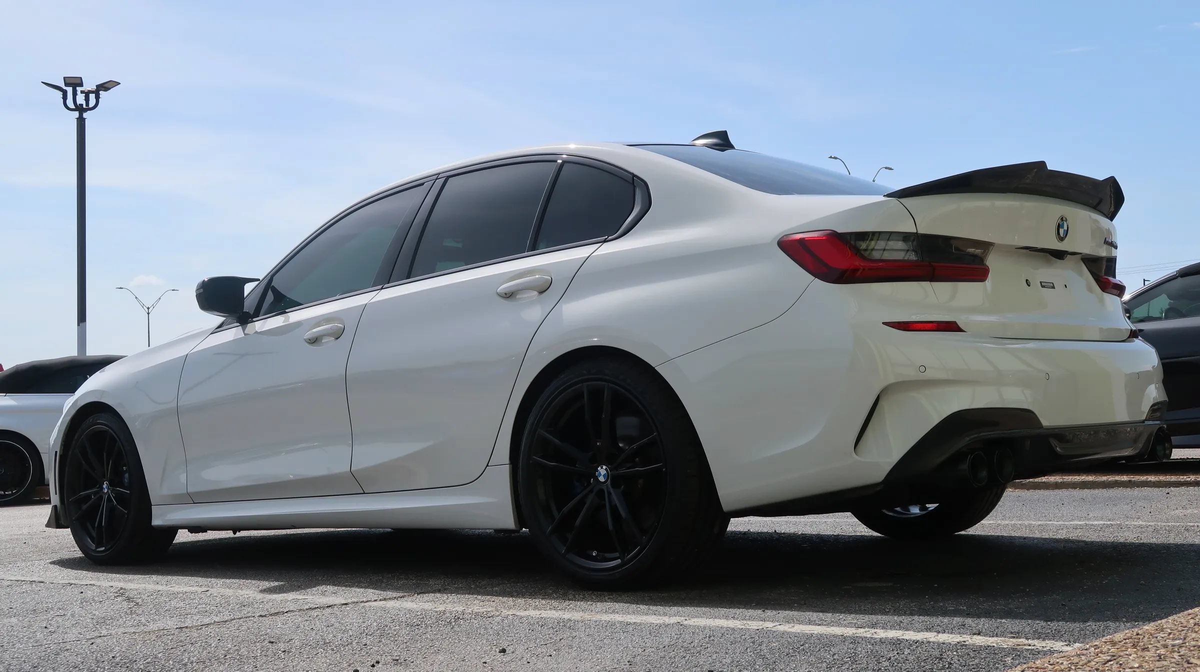 Used 2022 BMW M340i RWD image 13