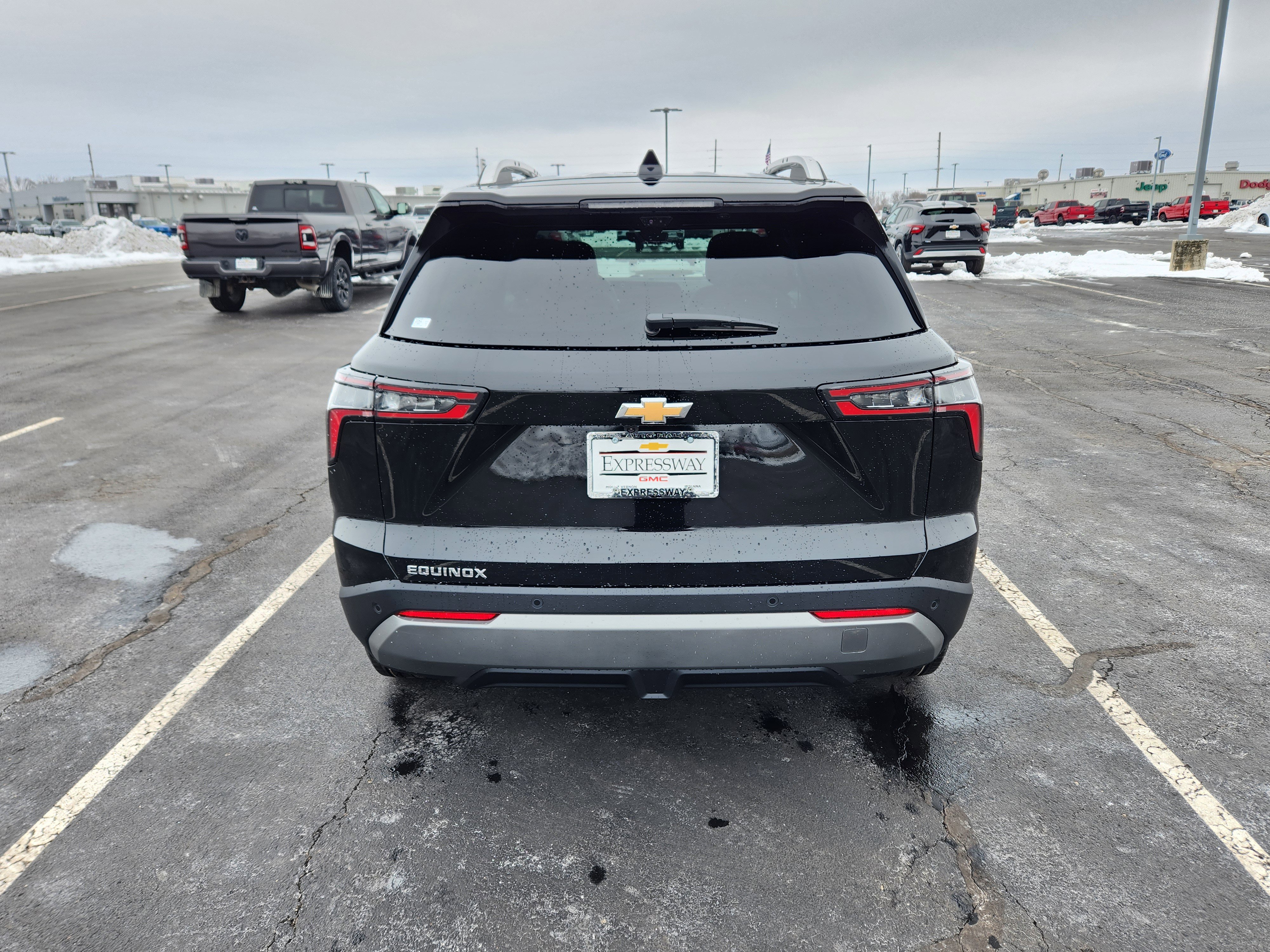 New 2026 Chevrolet Equinox LT w/ Convenience Package II image 4