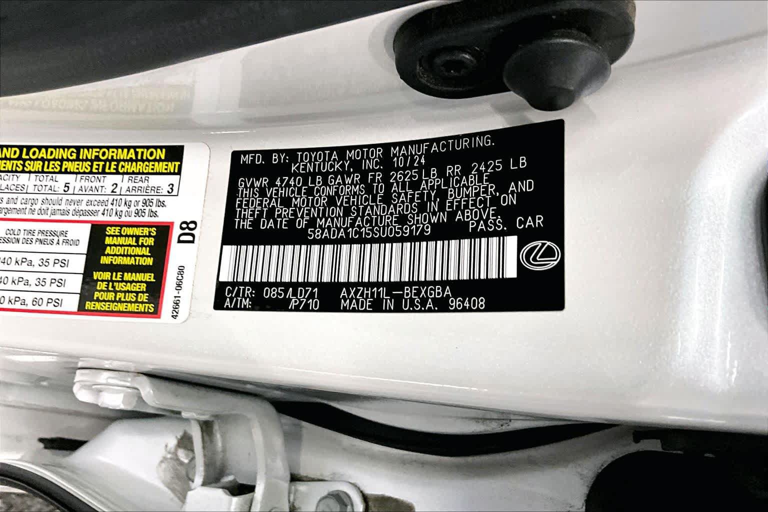 Used 2025 Lexus ES 300h w/ Premium Package FWD image 37